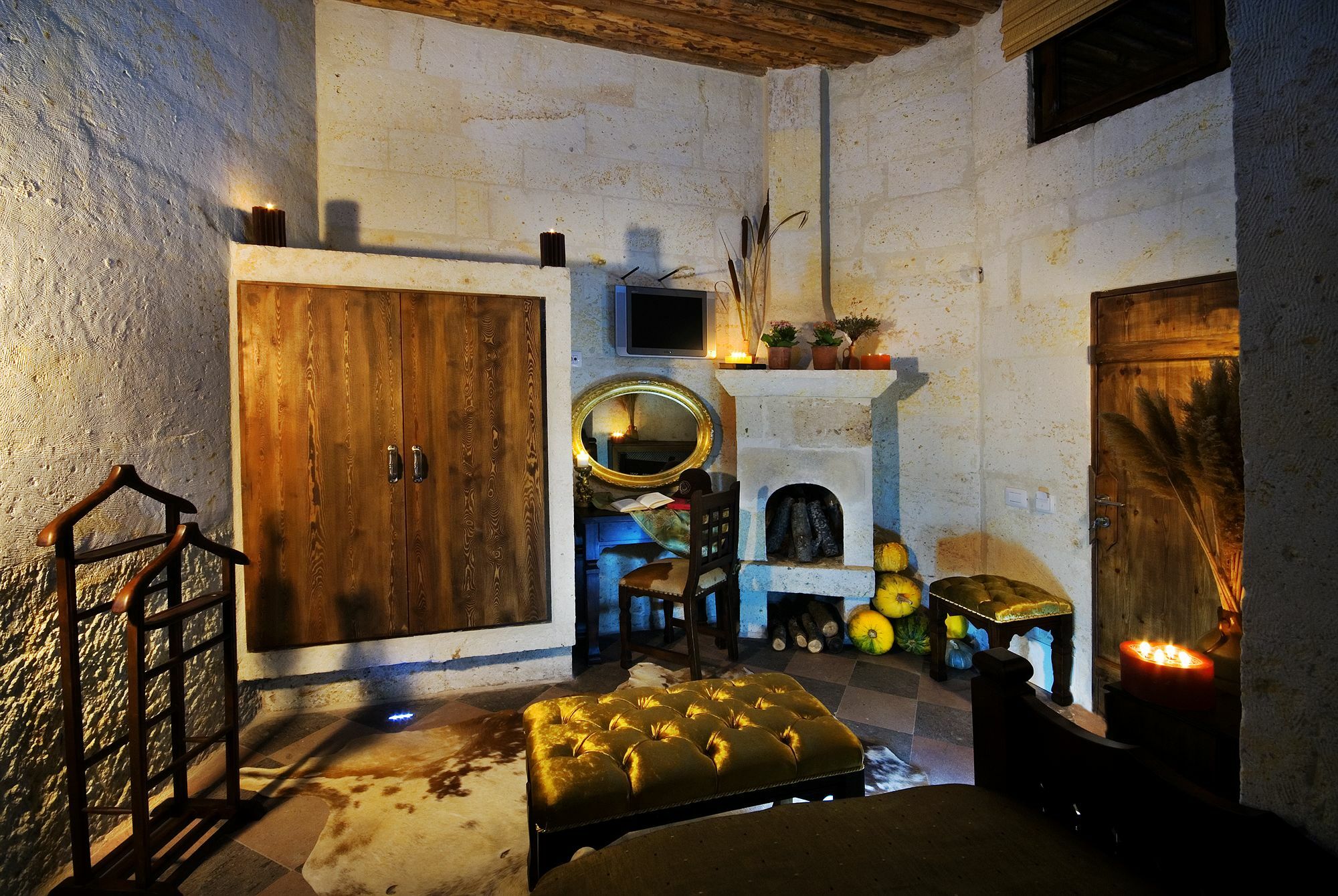 Cappadocia Perimasali Cave Hotel อูร์กุบ ภายนอก รูปภาพ