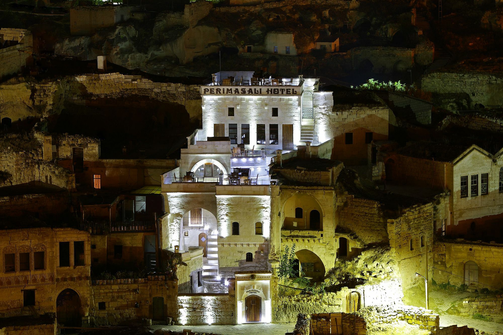 Cappadocia Perimasali Cave Hotel อูร์กุบ ภายนอก รูปภาพ