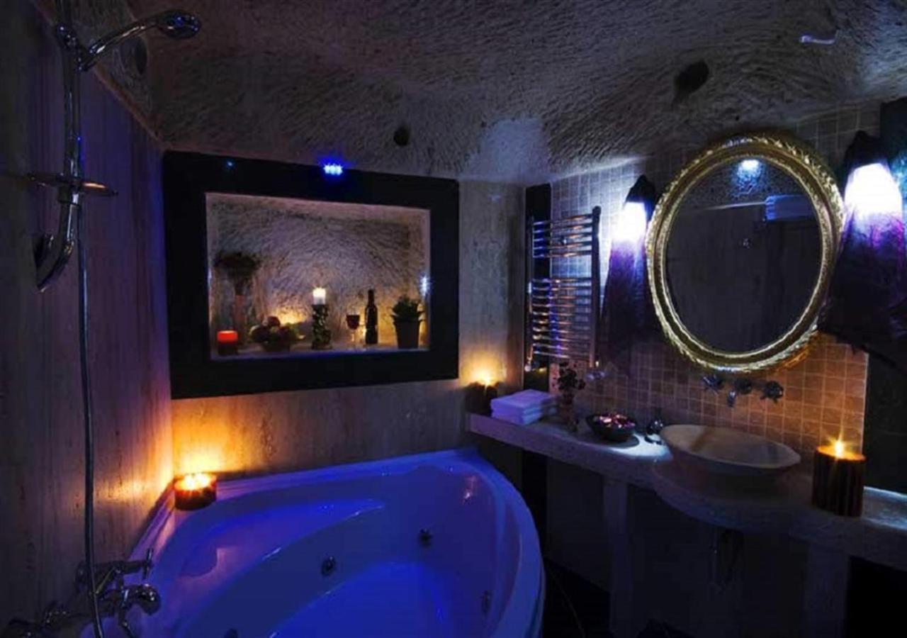 Cappadocia Perimasali Cave Hotel อูร์กุบ ภายนอก รูปภาพ